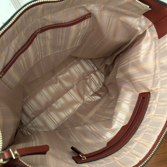 Vegan Fiorelli Tote Bag Designed in London - Picture 7 of 11